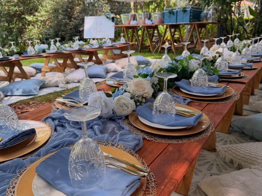 Large picnic set up